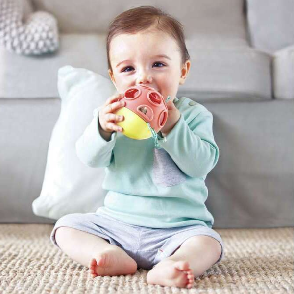 Hape Детская развивающая игрушка Малышам, Божья коровка