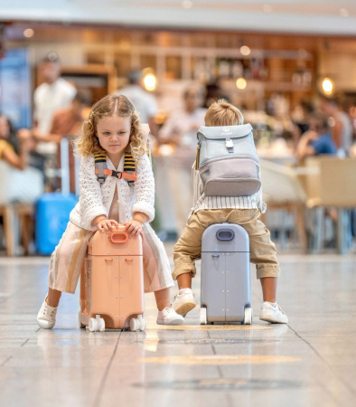 Оригинальный детский рюкзак Stokke JetKids «ПИЛОТ» с ковриком для сидения