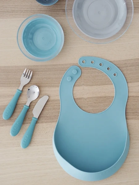 Beaba Детский нагрудник силиконовый BAVOIR SILICONE 