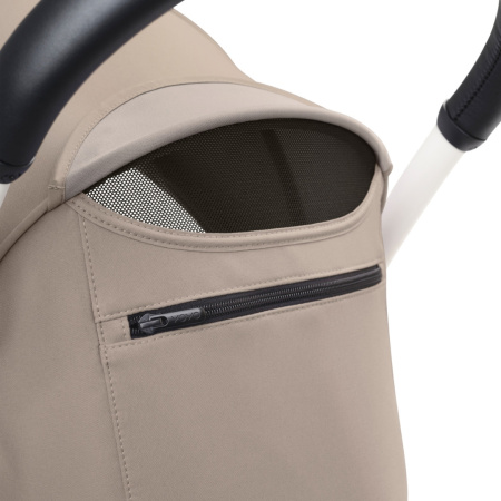 Stokke YOYO3 White Taupe белая рама и бежевый прогулочный блок