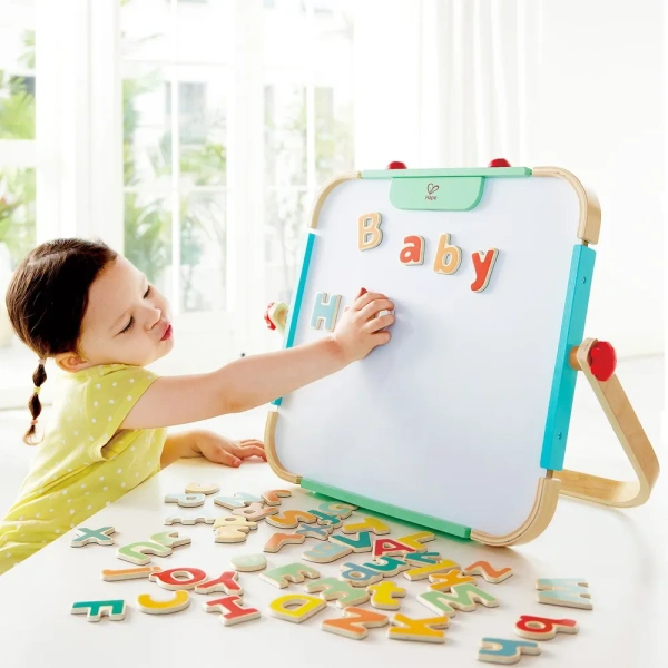 Hape Деревянные "Магнитные буквы" учим английский