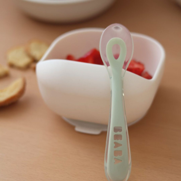 Beaba 2ND AGE SILIC SPOON — силиконовая ложка для самостоятельного питания от 8 месяцев