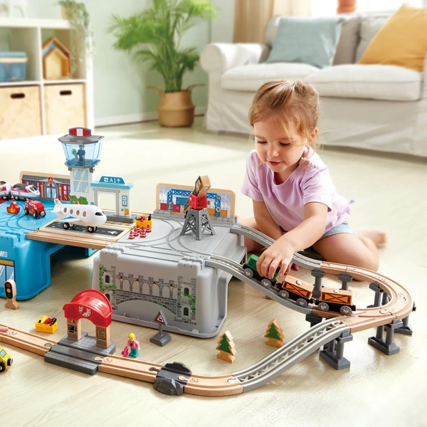 Hape Игровой набор "Железная дорога", Мега Метрополис
