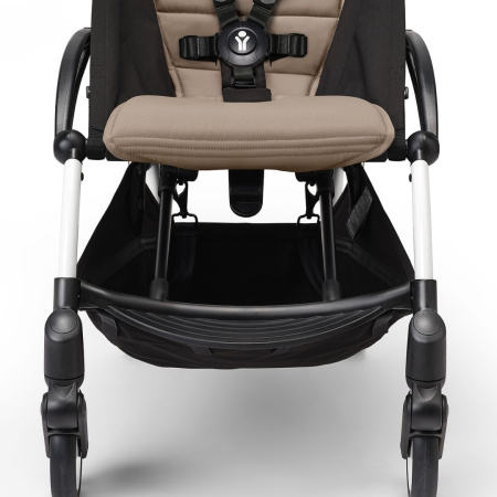 Stokke YOYO3 White Taupe белая рама и бежевый прогулочный блок