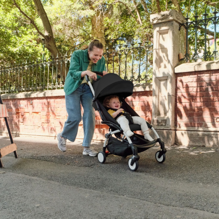 Stokke YOYO3 White Black белая рама и чёрный прогулочный блок