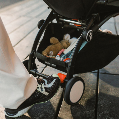 Stokke YOYO3 White Ginger белая рама и розовый прогулочный блок